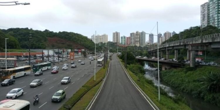 Novo viaduto na região da ACM. Crédito: Gil Santos/CORREIO