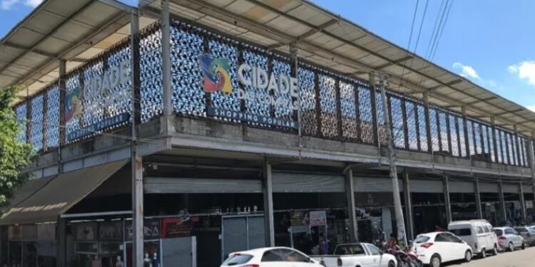 Shopping Popular encontra-se sob intervenção da Prefeitura de Feira de Santana - Foto: Divulgação