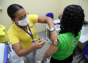 Vacinação continua em Salvador. Crédito: Bruno Concha/Secom PMS