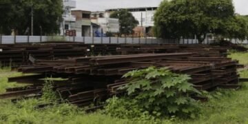 Local onde funcionava os trens do Subúrbio. Crédito: Arisson Marinho/CORREIO