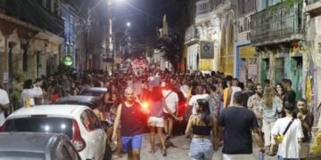 Carnaval no Santo Antônio Além do Carmo . Crédito: Arisson Marinho/CORREIO