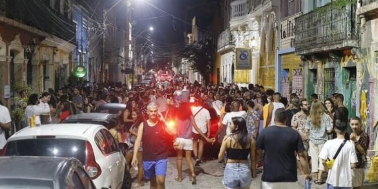 Carnaval no Santo Antônio Além do Carmo . Crédito: Arisson Marinho/CORREIO