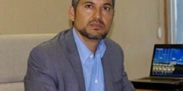 Decisão deixou os profissionais indignados, bem como a insatisfação com medida do prefeito Elmo Vaz (PSB) - Foto: Reprodução