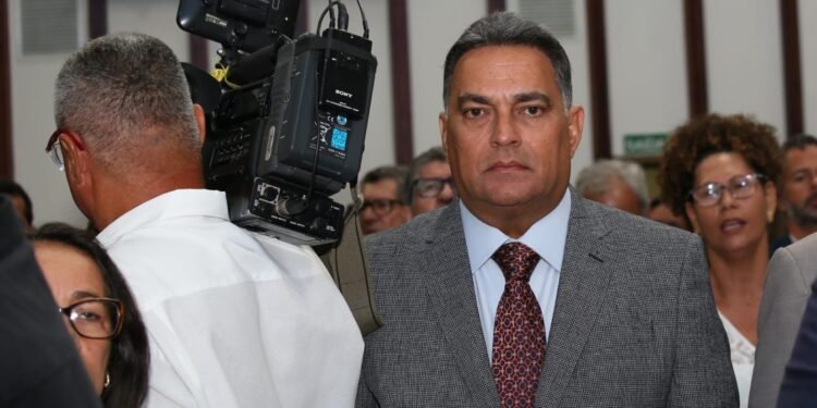 Luciano Araujo protesta contra mais um aumento de tarifa de pedágio