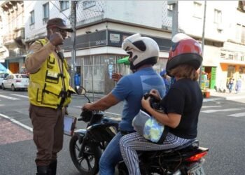 Transalvador intensifica fiscalização nas vias de Salvador. Crédito: Jefferson Peixoto/Secom PMS