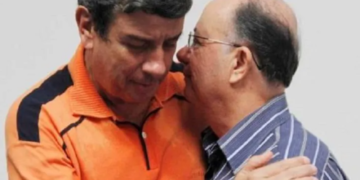 Embora diga que não faz mais parte do governo Colbert, Zé Ronaldo e aliados seguem com relações estreitas - Foto: Reprodução