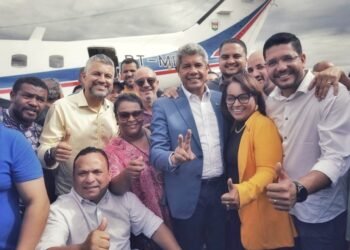 Jerônimo assina Termo de Cooperação com o Projeto Nova Canaã