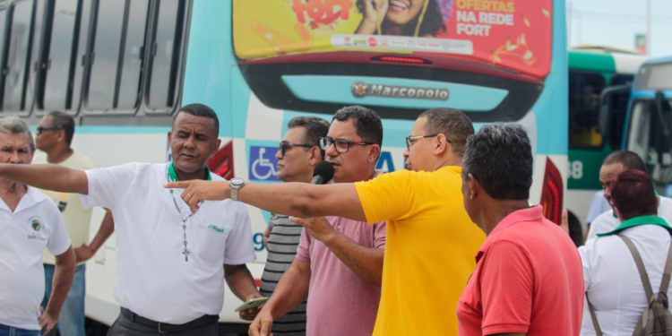 Sindicato dos Rodoviários anunciam que ônibus não vão circular até estação Águas Claras Crédito: Arisson Marinho/CORREIO