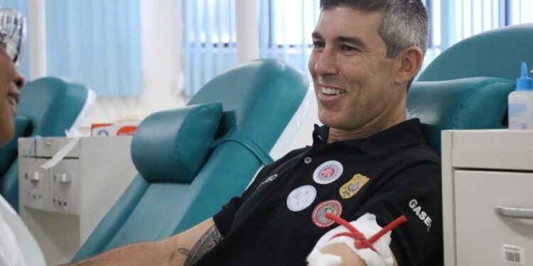 Secretário Marcelo Werner incentiva doação de sangue ao Hemoba