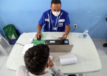 Para o atendimento, o responsável familiar deve comparecer portando o próprio documento - Foto: Divulgação Sempre