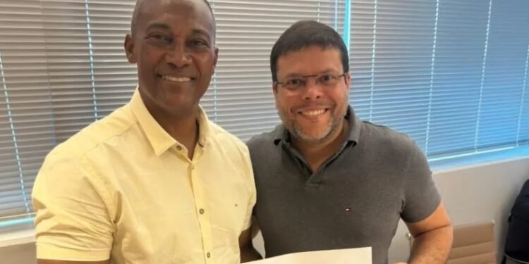 Troca da legenda de Carolino foi antecipada pelo portal A TARDE - Foto: Reprodução