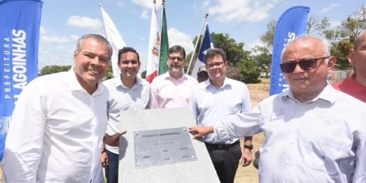 Lançamento da pedra fundamental da Unidade Integrada - Foto: Valter Pontes/Coperphoto/Sistema FIEB