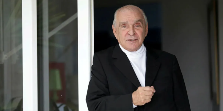 Médico Elsimar Coutinho - Foto: Adilton Venegeroles | Ag. A TARDE