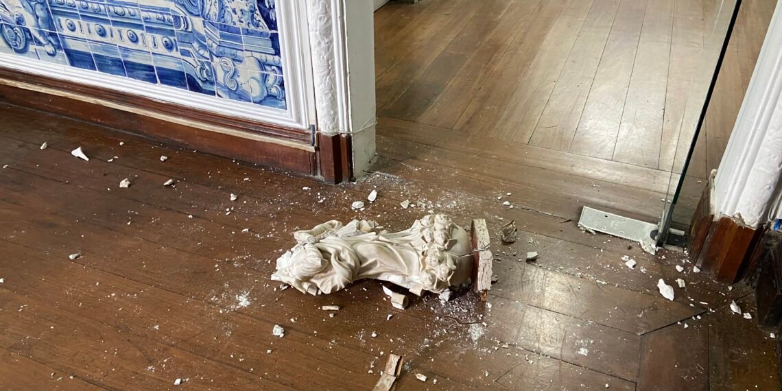 Imagem vandalizada de Nossa Senhora da Conceição da Praia, doada à ALB pelo Monsenhor Manuel de Aquino Barbosa