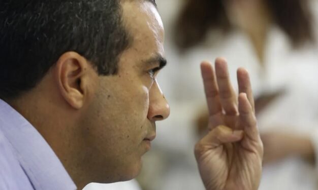 Fim da janela partidária será no próximo dia 6 - Foto: Olga Leiria