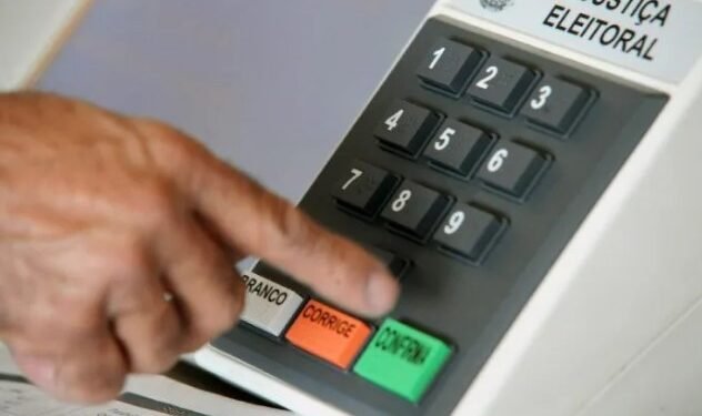 Primeiro turno está programado para 6 de outubro - Foto: Douglas Magno | AFP