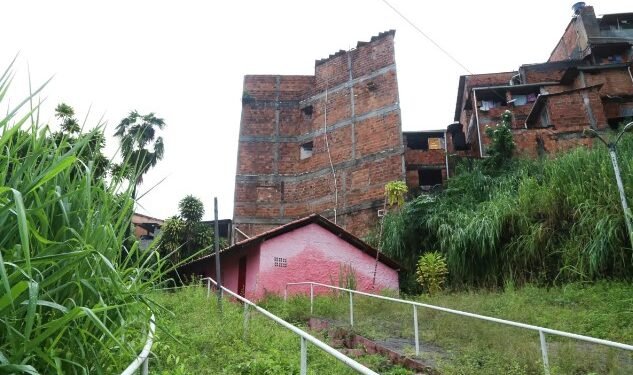 Imóvel ameaça Terreiro Casa Branca - Foto: Denisse Salazar I AG. A TARDE