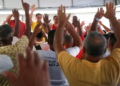 Principal reivindicação dos trabalhadores fica por conta do reajuste salarial - Foto: Denisse Salazar | Ag. A TARDE