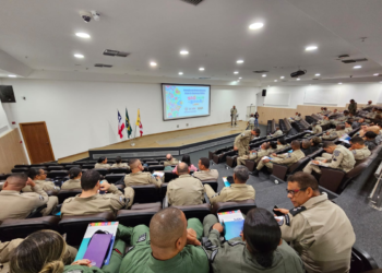 Atuação de policiais militares nas ‘guerras de espadas’ é discutida