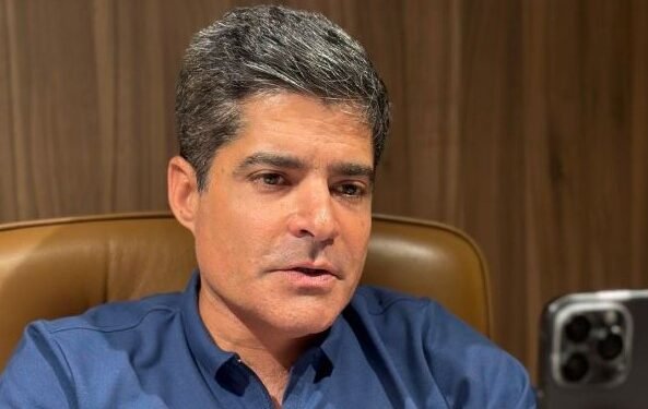 ACM Neto confirma presença no 2 de Julho ao lado de Bruno Reis