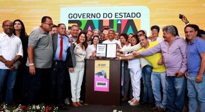 Jerônimo autoriza início das obras do novo VLT