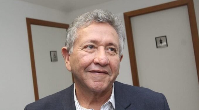 ‘Ficou excelente’, diz Caetano sobre chapa encabeçada por Geraldo