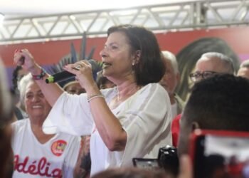 PCdoB de Ilhéus realiza ato político em apoio a Adélia Pinheiro