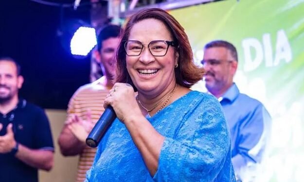 Prefeitura gasta quase R$ 3 milhões com buffet e aluguel de carros