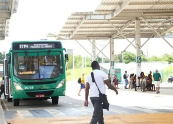 Ônibus voltam a circular no Terminal Águas Claras