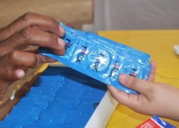 Prefeitura distribui camisinhas de graça no Dia dos Namorados