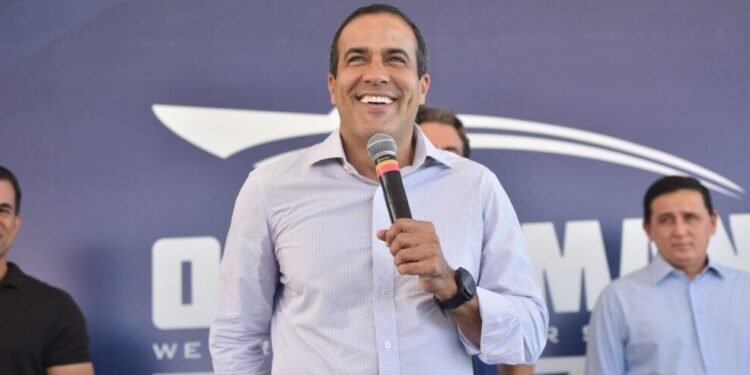 Bruno Reis confirma pagamento de salário integral e provoca: ‘Não é 50%, é 100%’