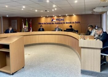 Jequié: TCM acata denúncia contra ex-prefeito