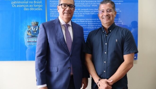 Troca de experiências do vice-presidente da Câmara Municipal a Carlos Muniz